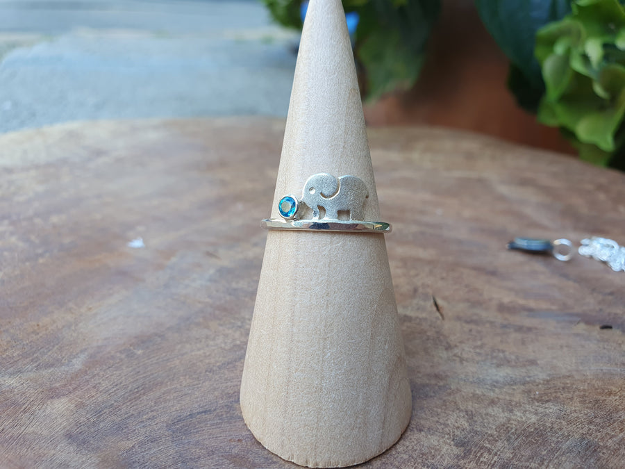 Elephant ring with swarovski crystal