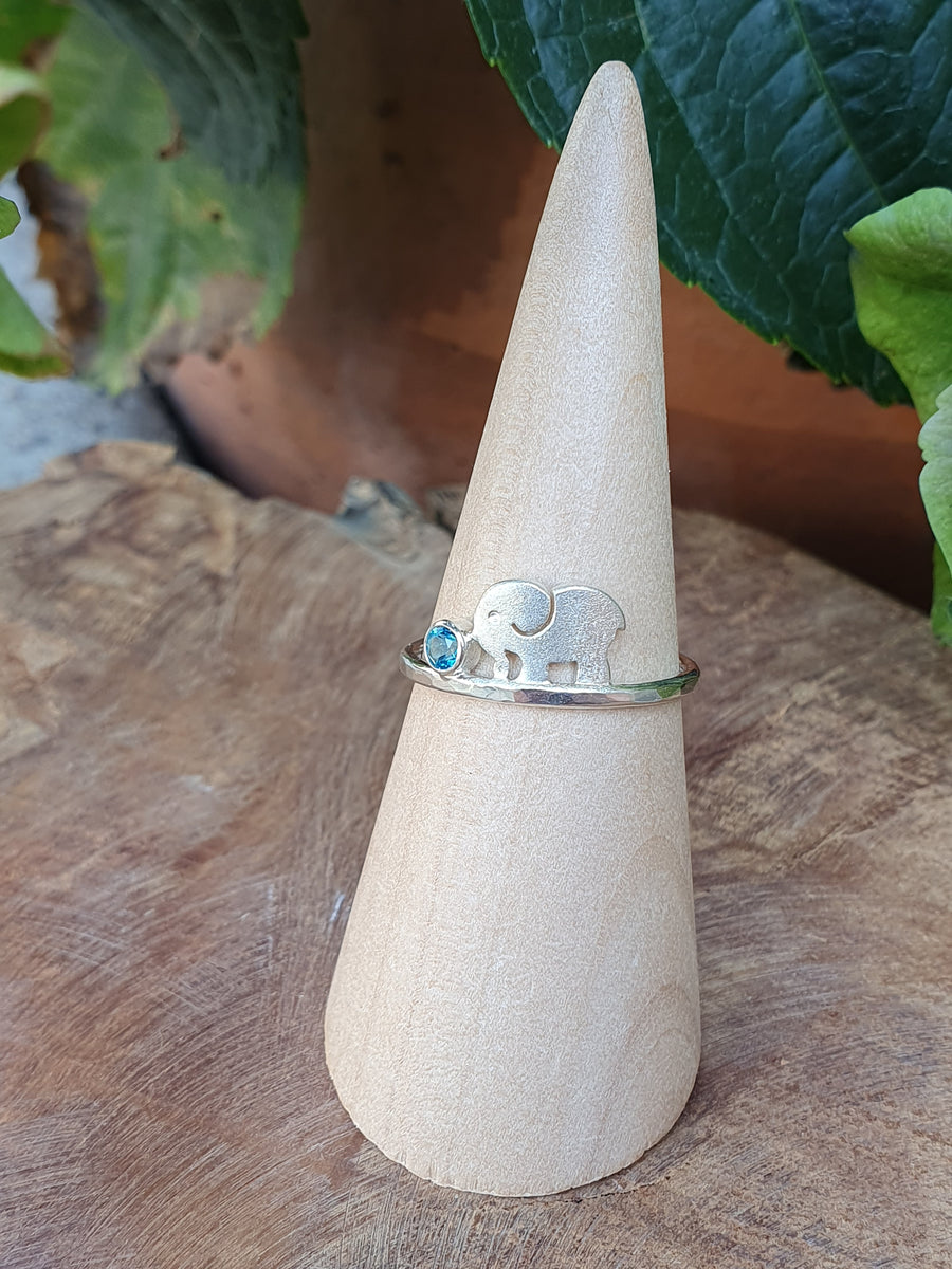 Elephant ring with swarovski crystal